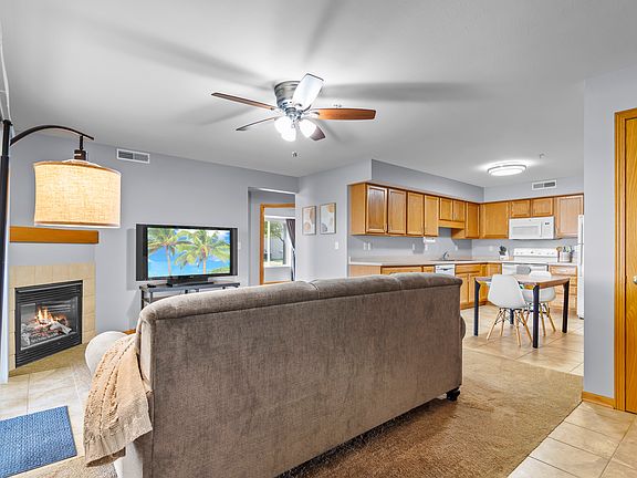 5th image of 1010 W 240th St NE #4