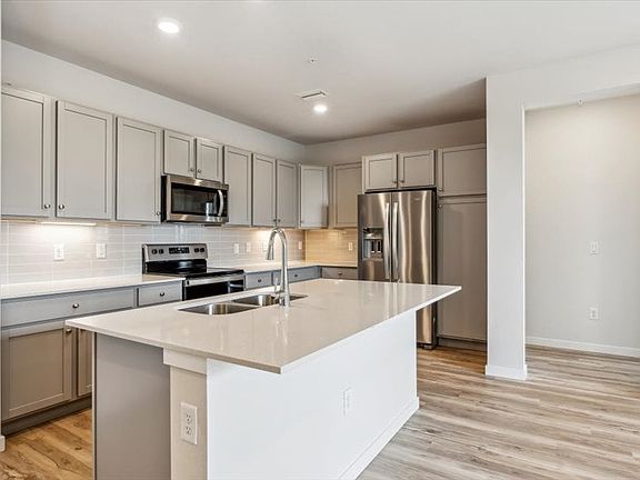 3rd image of 485 Interlocken Blvd #304