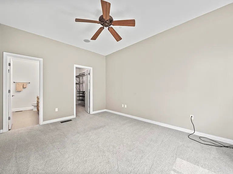 251 Daniel Burnham Sq #701 — Photo 16