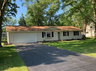7265 Allendale Dr, Mentor, OH 44060