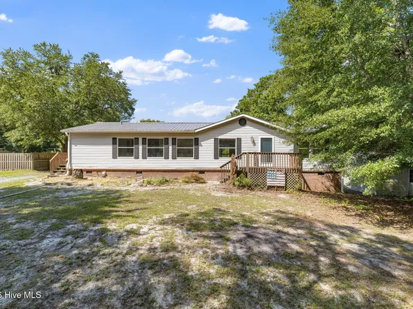 63 Warwick Court, Hampstead, NC 28443