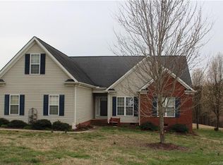 2206 Stone Haven Dr, Albemarle, NC 28001