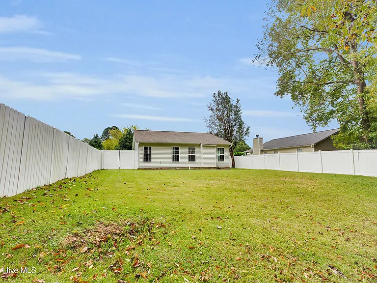 123 Luke Ct — Photo 26