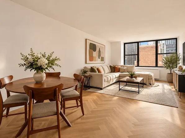 301 E 45th St APT 21F, New York, NY 10017