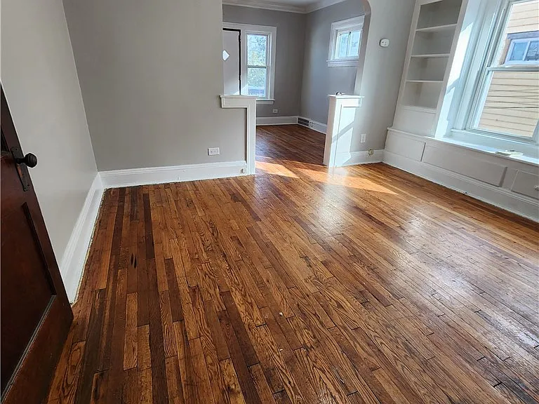 3610 E 120th St #3 — Photo 5