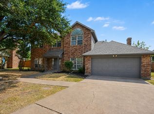 3711 Penny Ln, Carrollton, TX 75007