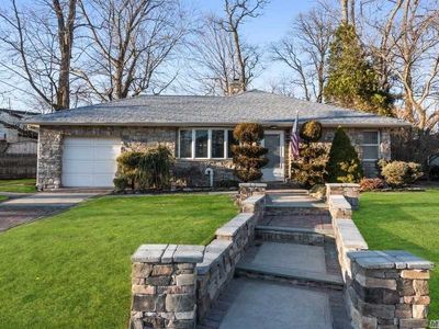7 Rider Ave, Malverne, NY, 11565