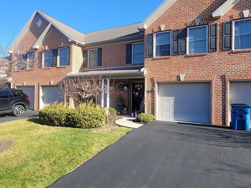 1st image of 429 Northstar Dr #1