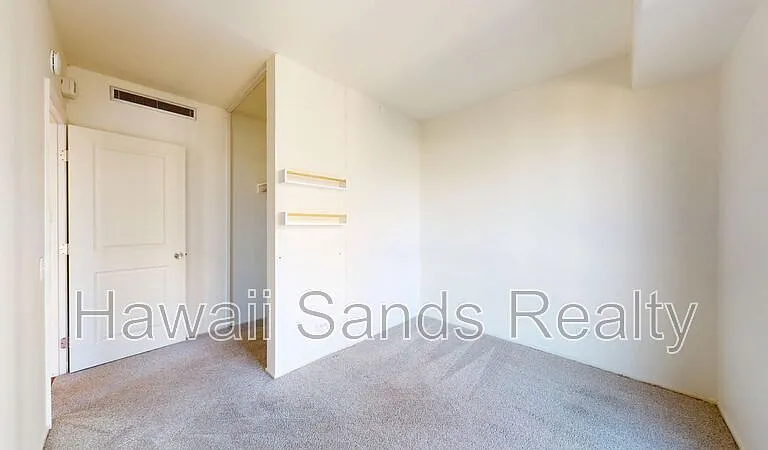 225 Queen St #21H — Photo 13