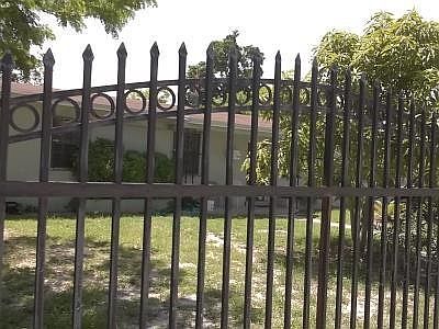 1st image of 19300 NW 7th Ave
