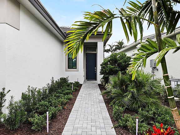 5th image of 4980 Saint Armands Way