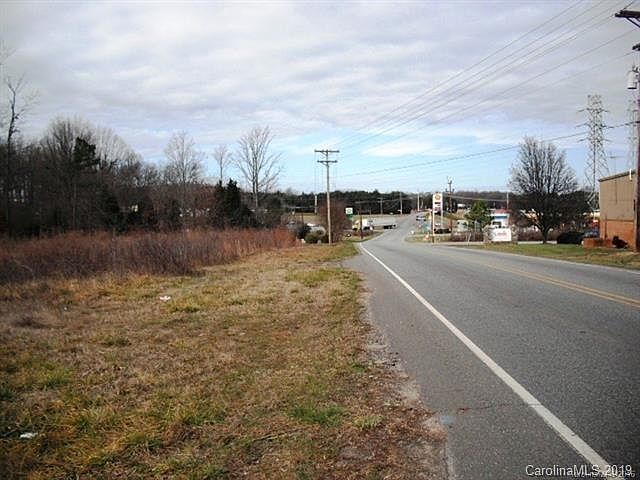 2nd image of 1885 Old Mountain Rd