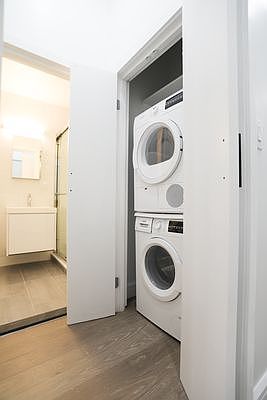 4th image of 138 Ludlow St APT 1