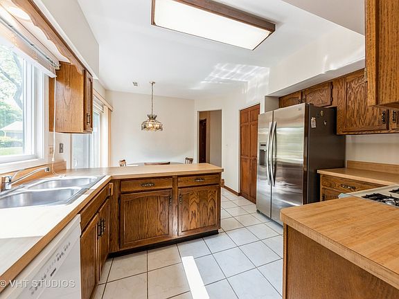 4th image of 1324 Pimlico Pkwy #1324