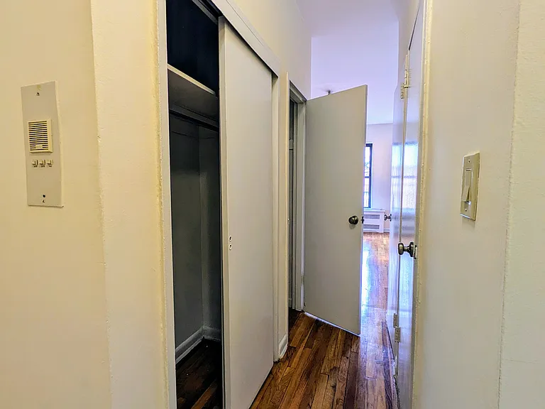 415 E 81st St #4C — Photo 9