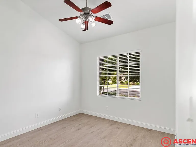 5905 Oneida Falls Dr — Photo 22