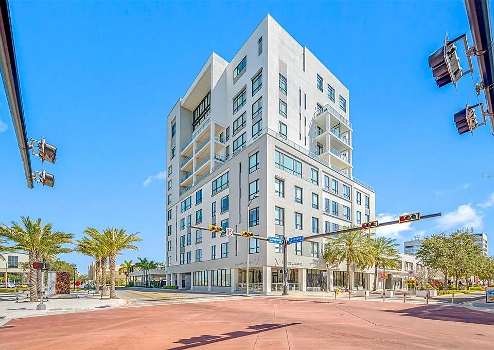 5 N Osceola Ave #204