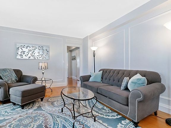 3rd image of 1450-1454 Beacon St #444