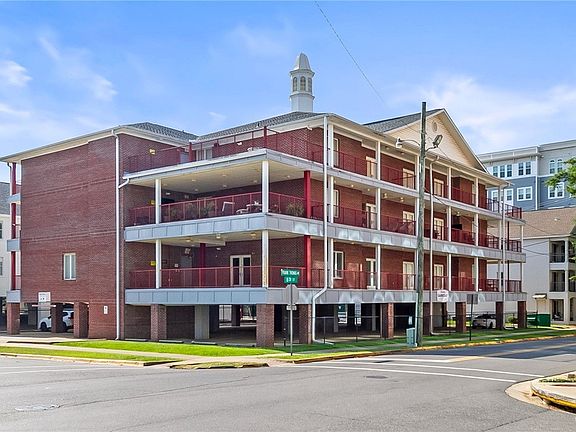 3rd image of 712 Frank Thomas Ave APT 305