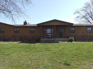 484 W Cumberland Rd, Brownstown, IL 62418