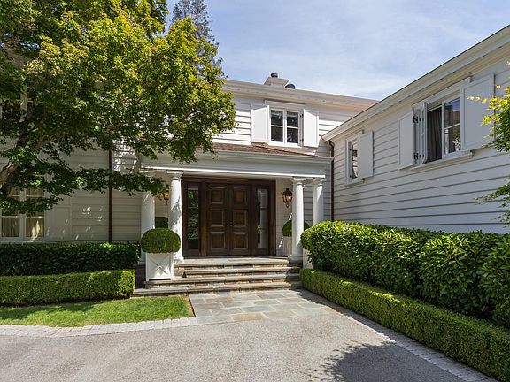 3rd image of 74 Barry Ln