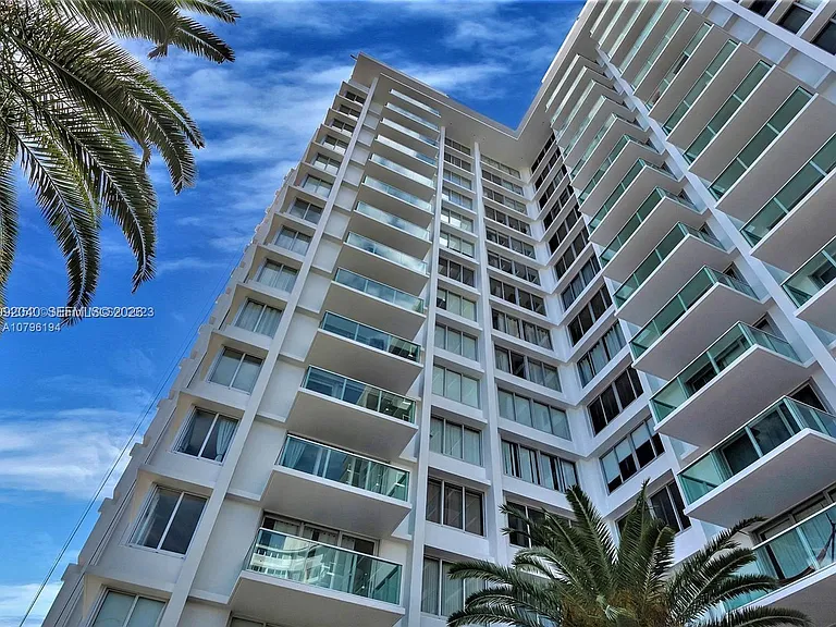 1000 West Ave #1532 — Photo 36
