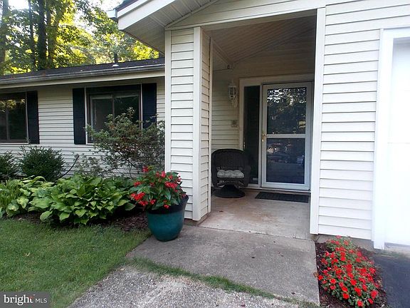 2nd image of 1501 Bal Harbor Ct