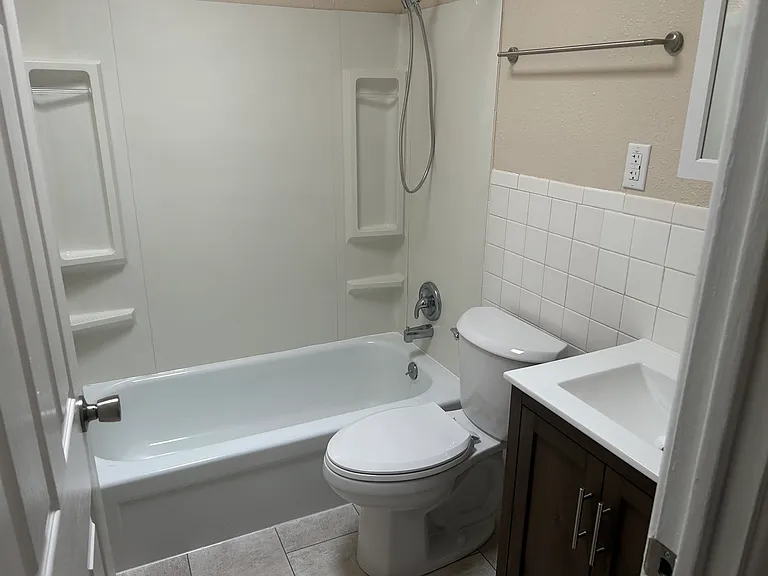 6472 Tyrer Ln — Photo 6