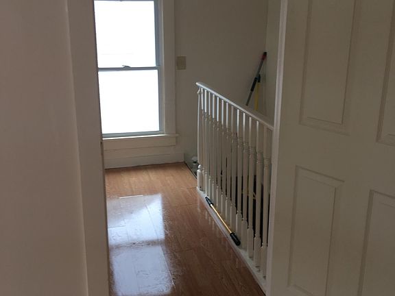 4th image of 88 W Main St #B