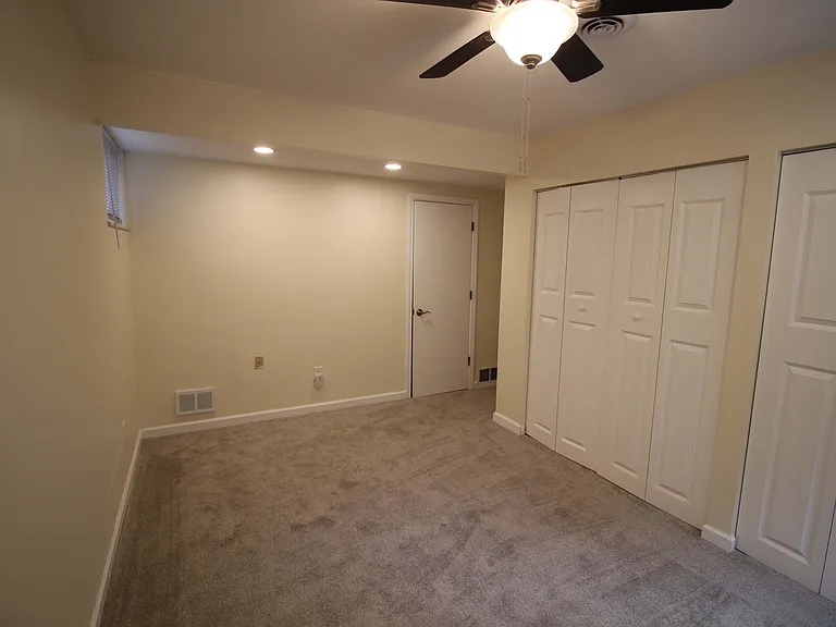 5431 Claybourne St #LL — Photo 12