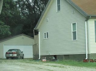 2010 E 25th St, Des Moines, IA 50317