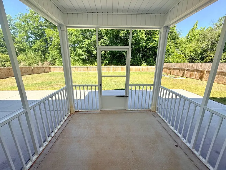 203 Williford Dr — Photo 17