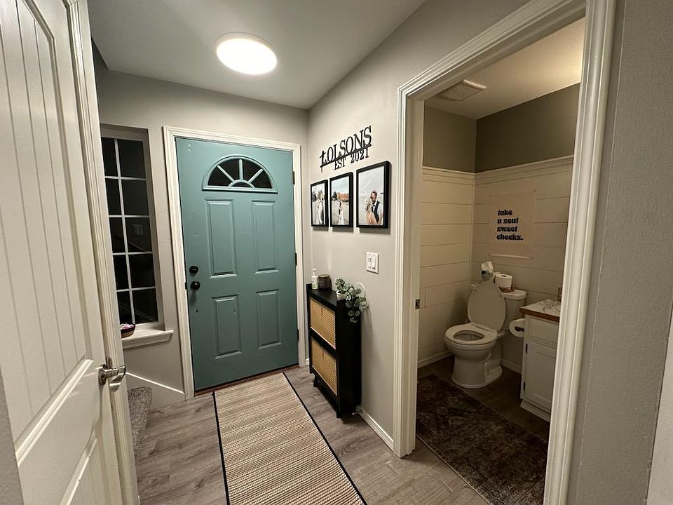 Entry and powder room