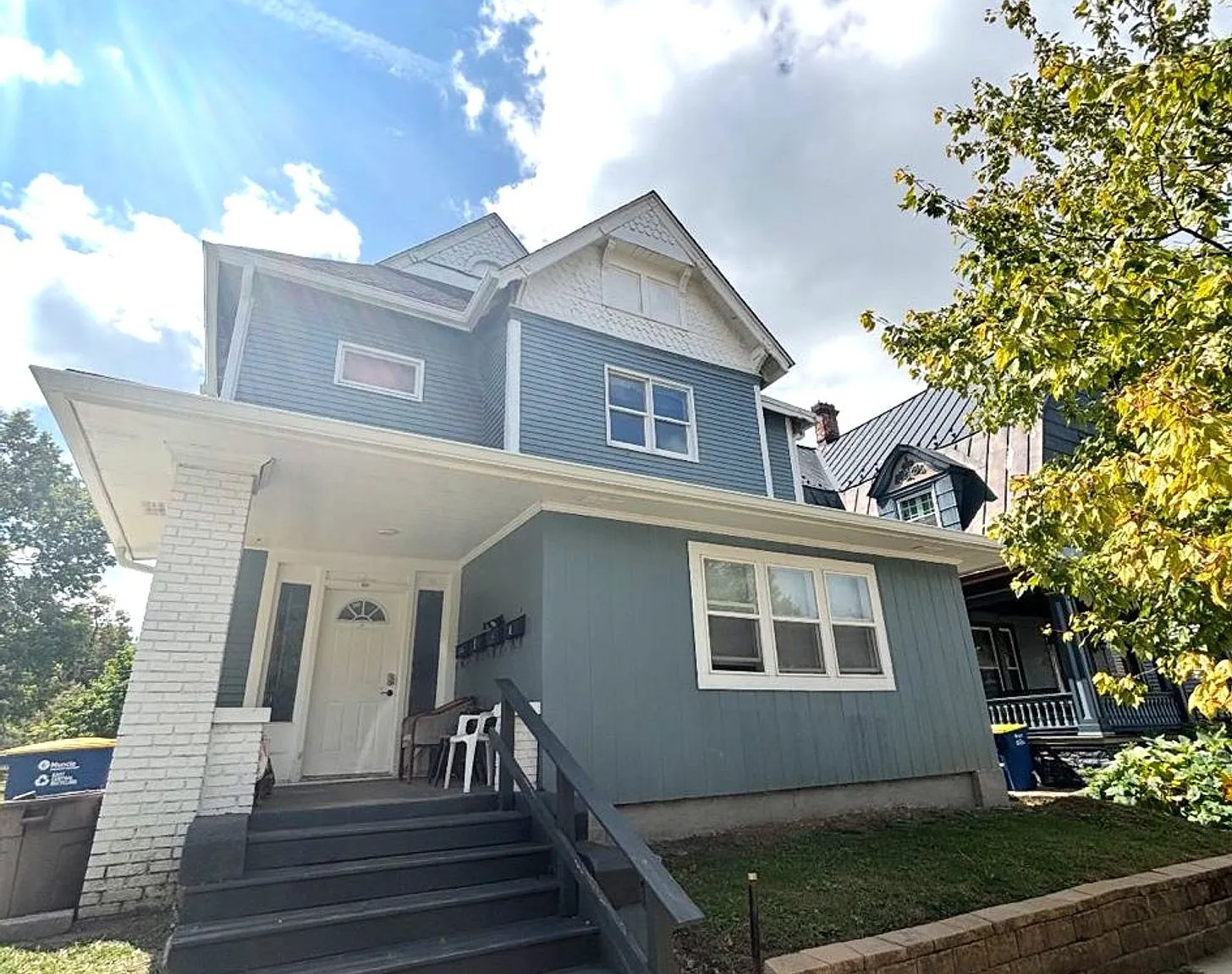 Amazing Parkside Quadplex — Photo 2