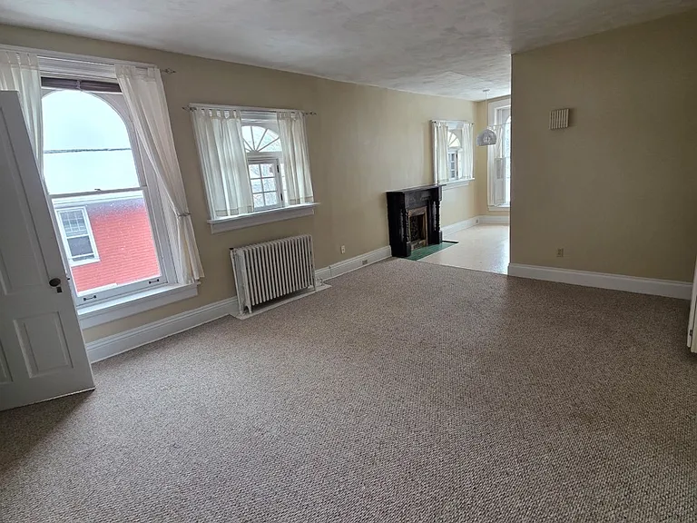 540 W 8th St #2 — Photo 1