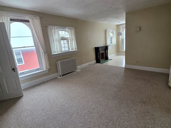 540 W 8th St #2, Erie, PA 16502