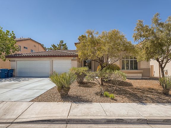 5th image of 2711 Woodflower Ave