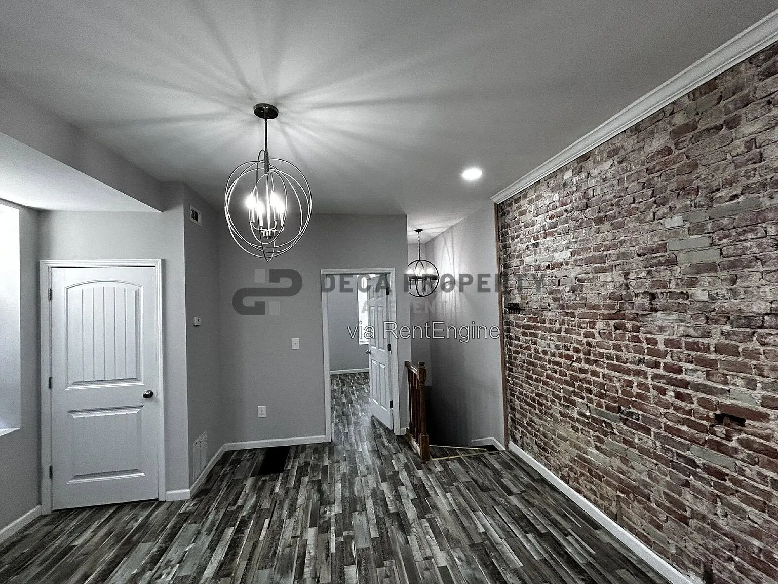 2 bed, 1.0 bath, 871 sqft, $1,100 — Photo 3