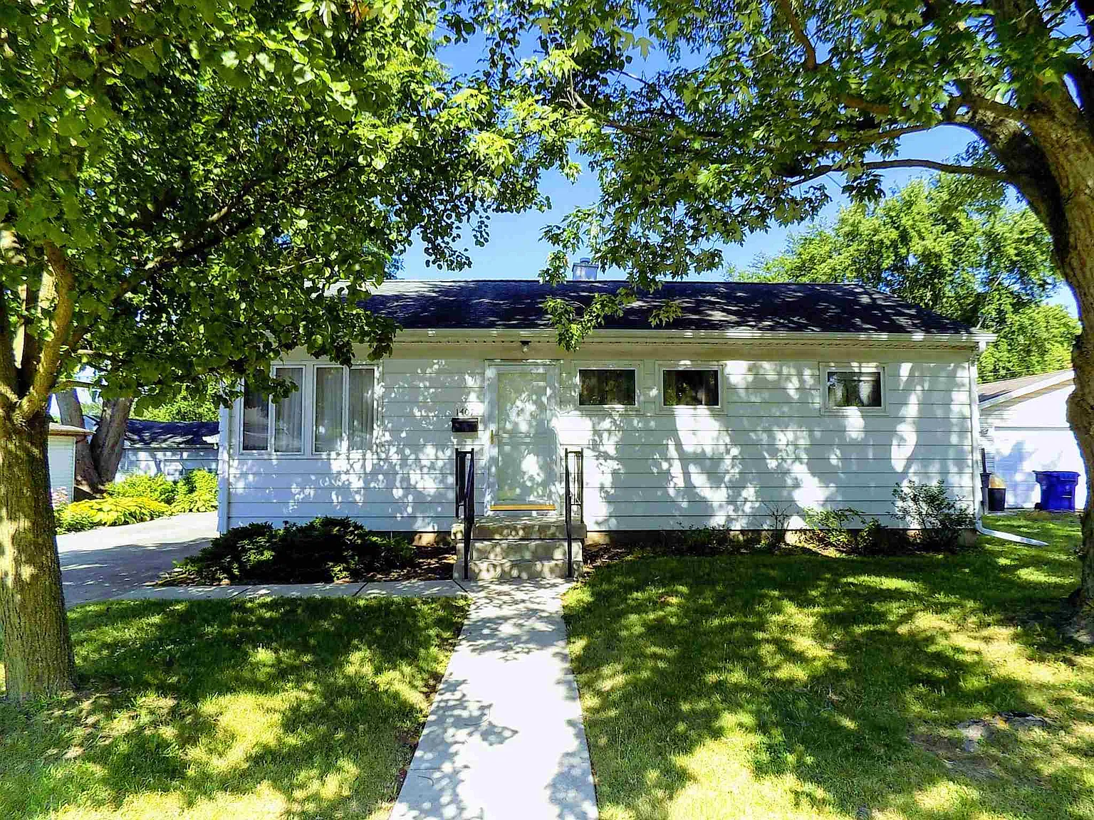 1407 N Philips St photo 1