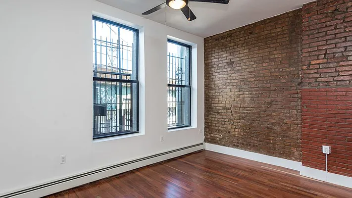 Rented by Nooklyn NYC LLC | media 11