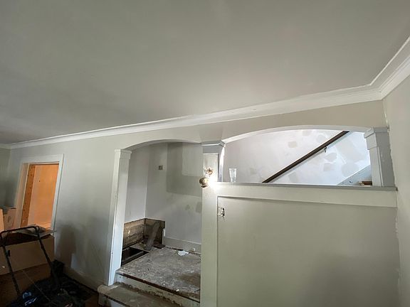 5th image of 262 McGregor Ave