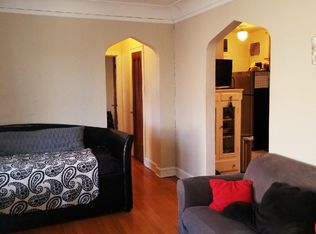 2421 W Lunt Ave APT 2N, Chicago, IL 60645