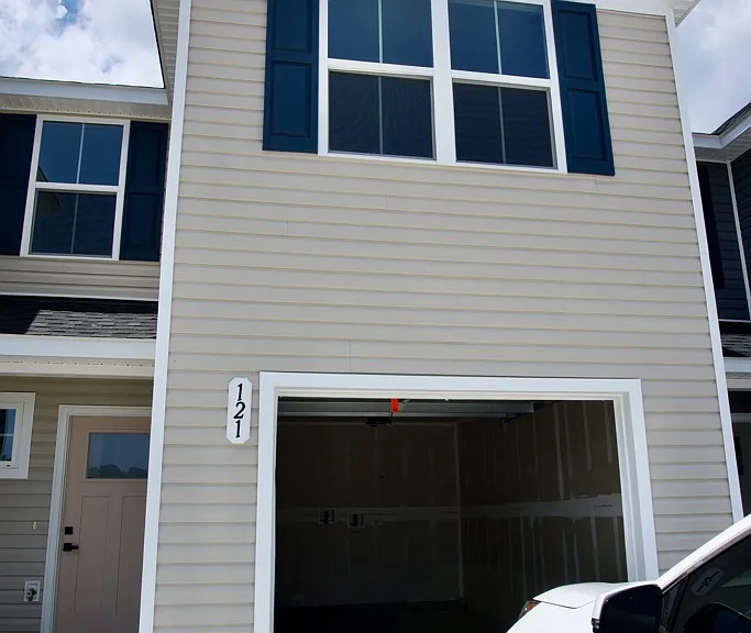 121 Pennsylvania Dr — Photo 20