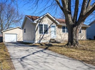 4242 E Clinton Ave, Des Moines, IA 50317