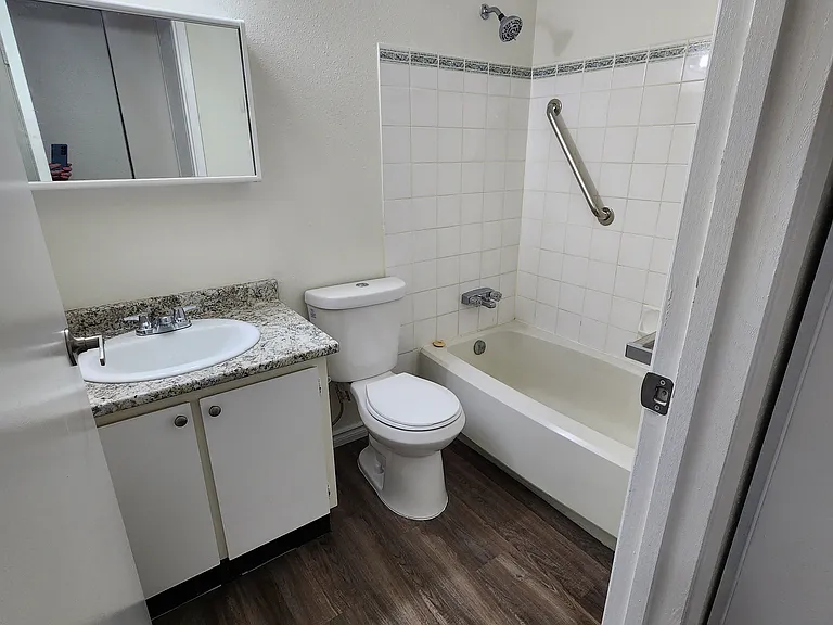 4001 Enemark Cres — Photo 18