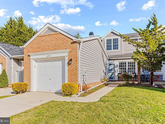 4th image of 2703 Yeomans Lantern Ct