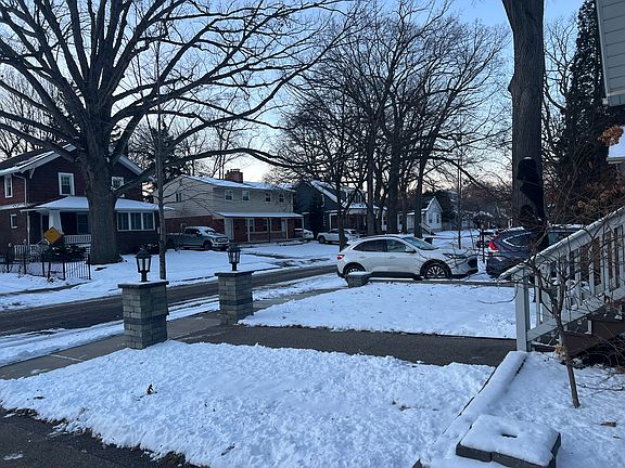 3rd image of 306 Virginia Ave