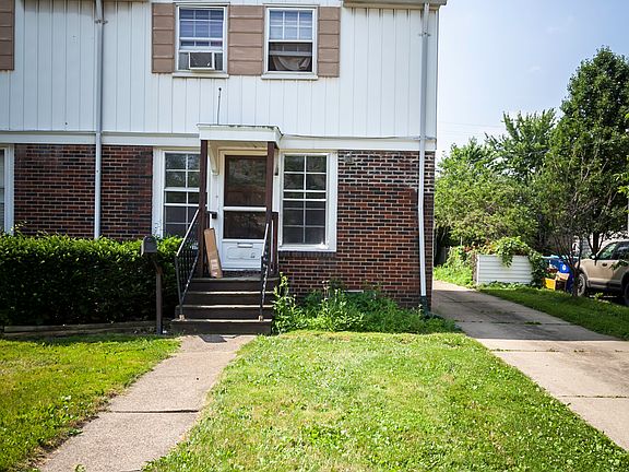 5th image of 12609 Astor Ave