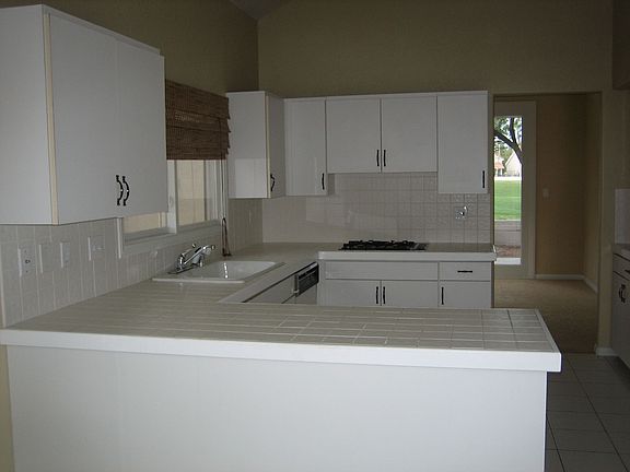 5th image of 5006 Longboat Cir