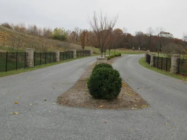2620 Long Ridge Dr Lot 6, Hellertown, PA 18055